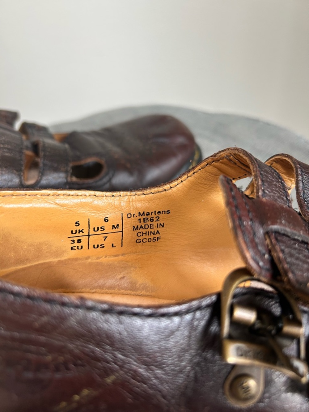 Dr. Martens ~ Chunky Leather Double Strap Mary Jane’s in size US 7 - Picture 8 of 16
